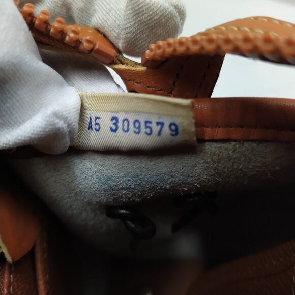 Dooney & Bourke Ivory Pebbled Leather Double Handle Satchel Bag -VTG Made in USA - Picture 12 of 16